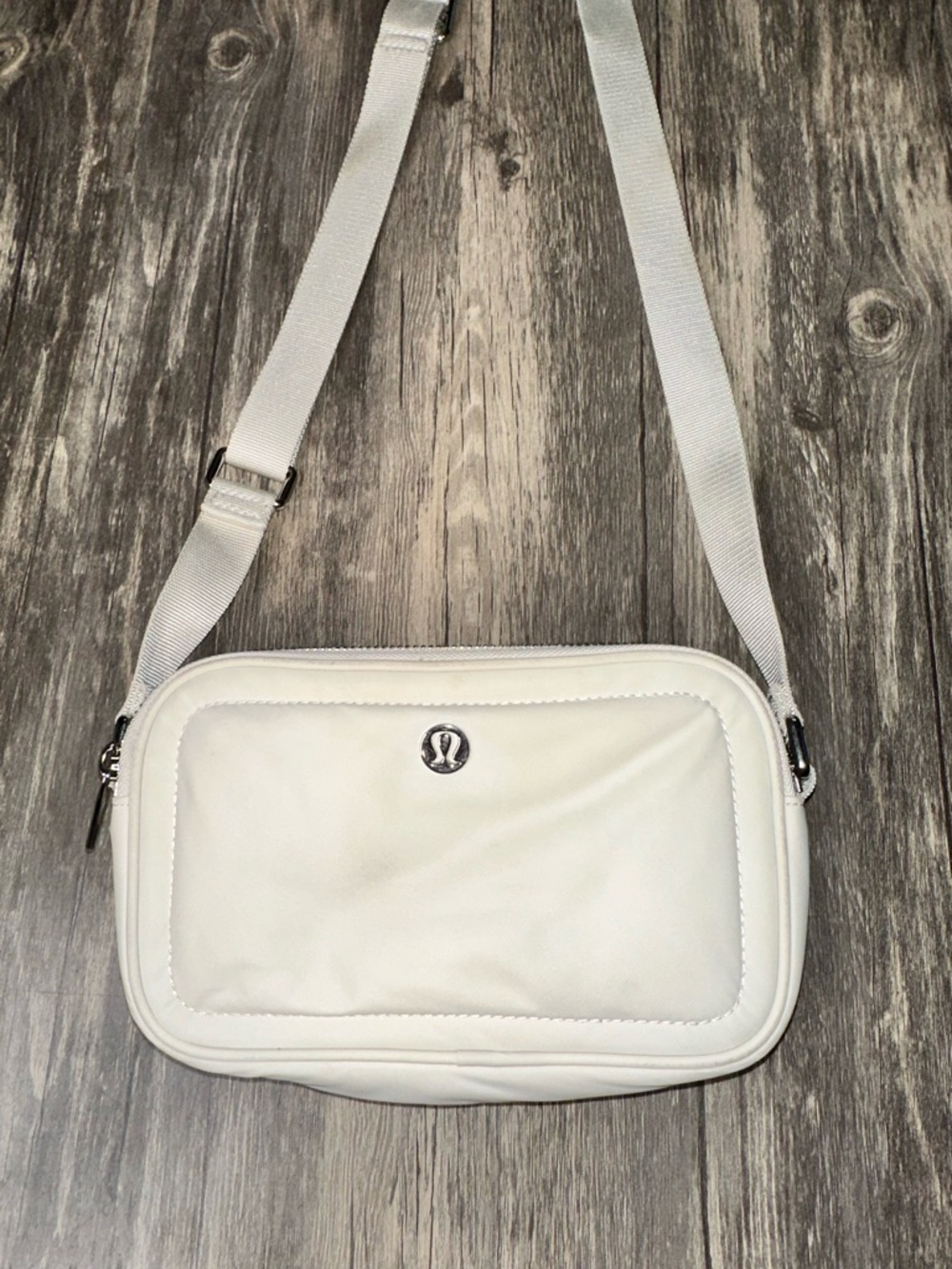 Lululemon White Crossbody Bag Everywhere Belt Bag Zip Nylon Adjustable